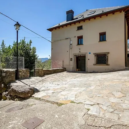 Casa Feli - Con Jardin Privado En Pirineos Castiello de Jaca